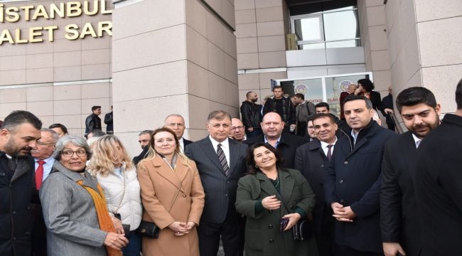  Başkan Tugay Ekrem İmamoğlu'nu Yalnız Bırakmadı