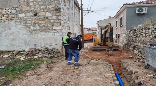 Urla'nın İki Mahallesine Yeni İçme Suyu Hattı